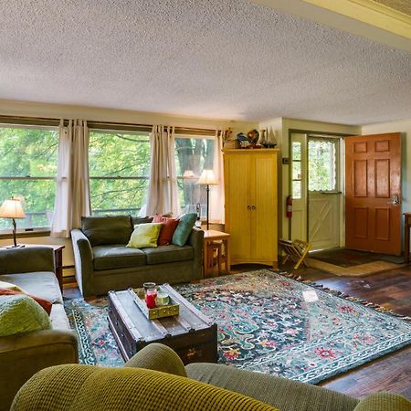 Great Valley Home With On-Site Pond, 7 Mi To Skiing! Eksteriør bilde
