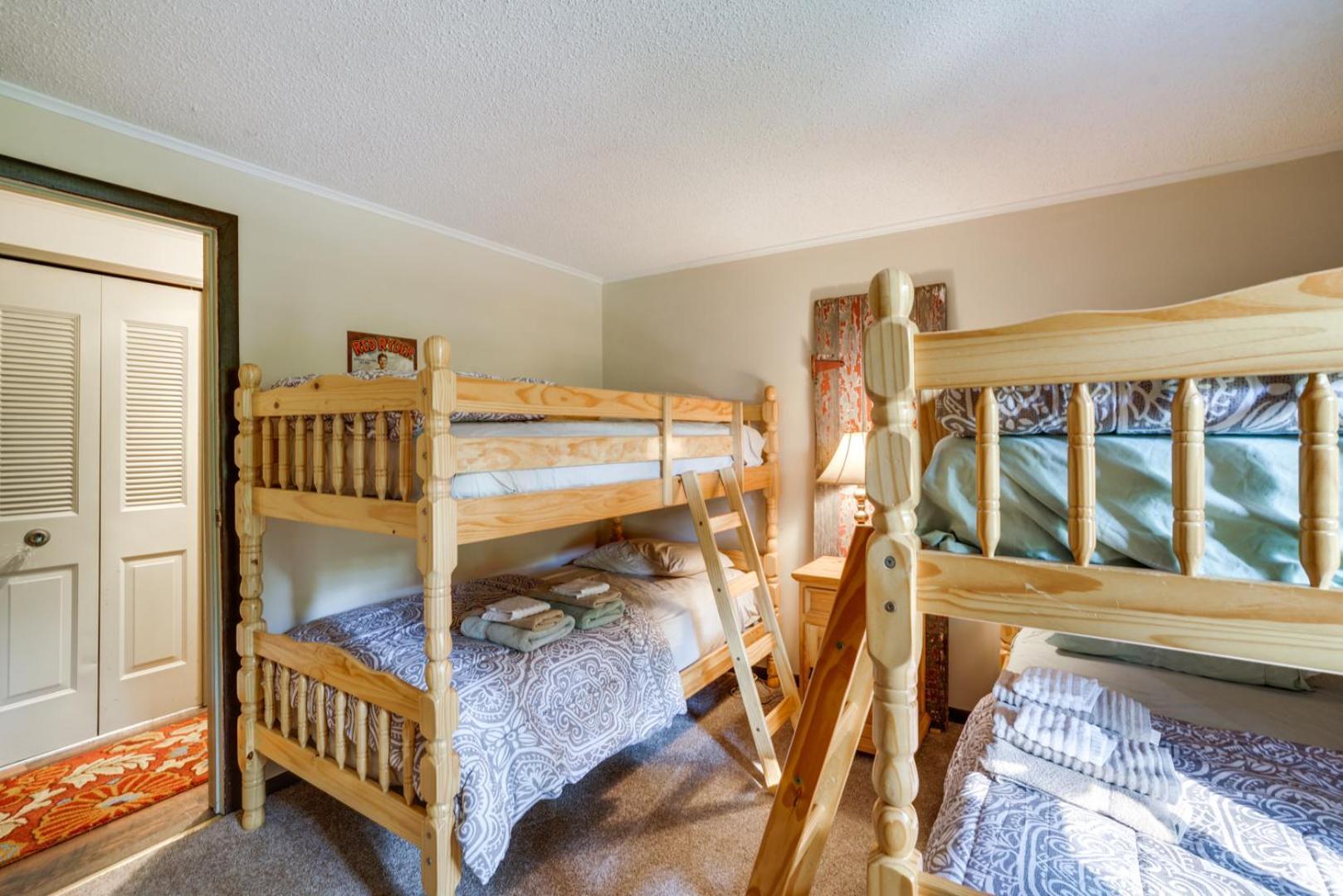 Great Valley Home With On-Site Pond, 7 Mi To Skiing! Eksteriør bilde