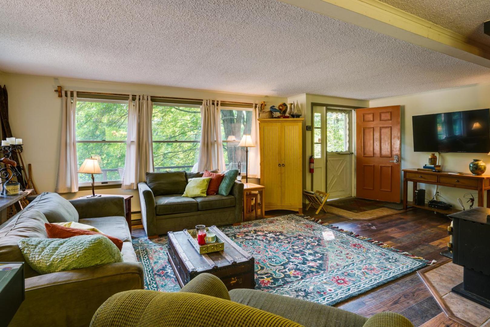 Great Valley Home With On-Site Pond, 7 Mi To Skiing! Eksteriør bilde
